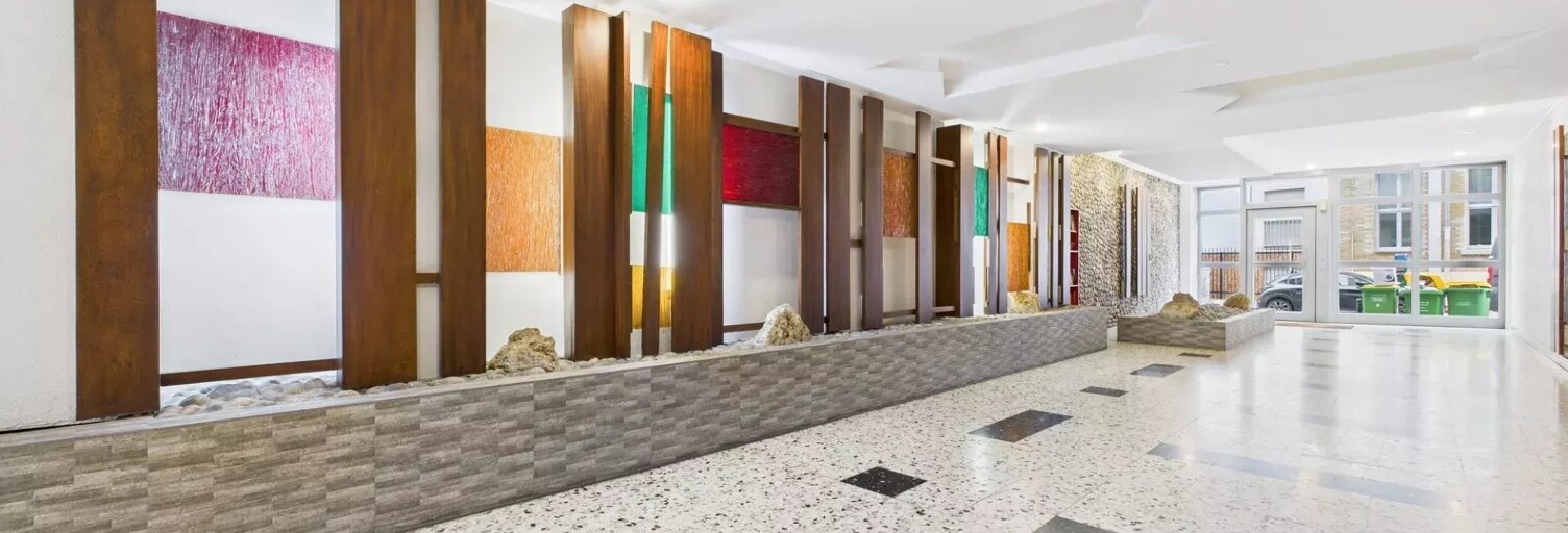 Commerce  136 m² à vendre à Paris 20 (75020)