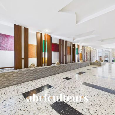 Commerce  787500 €