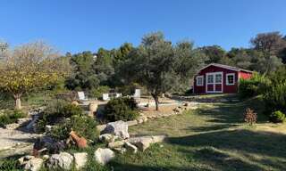 Maison 8 Pièces 187 m² à vendre à Cheval-Blanc (84460)