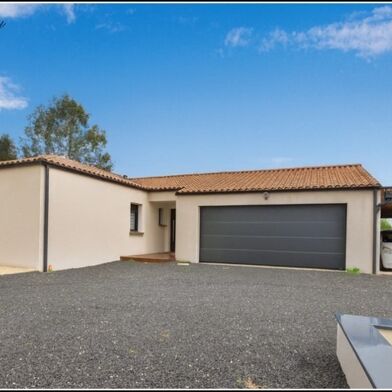 Maison 5 pièces 323950 €