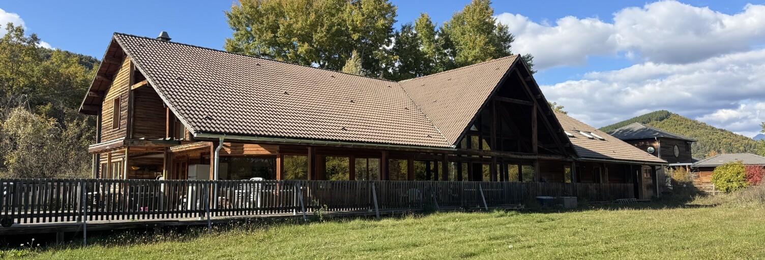 Maison 12 Pièces 500 m² à vendre à La Bâtie-Montsaléon (05700)