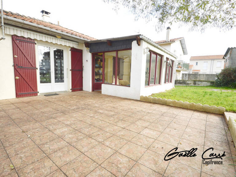 Maison 3 pièces + véranda + grand garage — photo 1