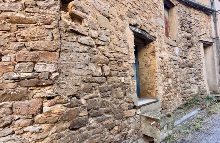 Immeuble à renover à vendre MONTLAUR (11) 282m2 environ avec terrain — photo 2