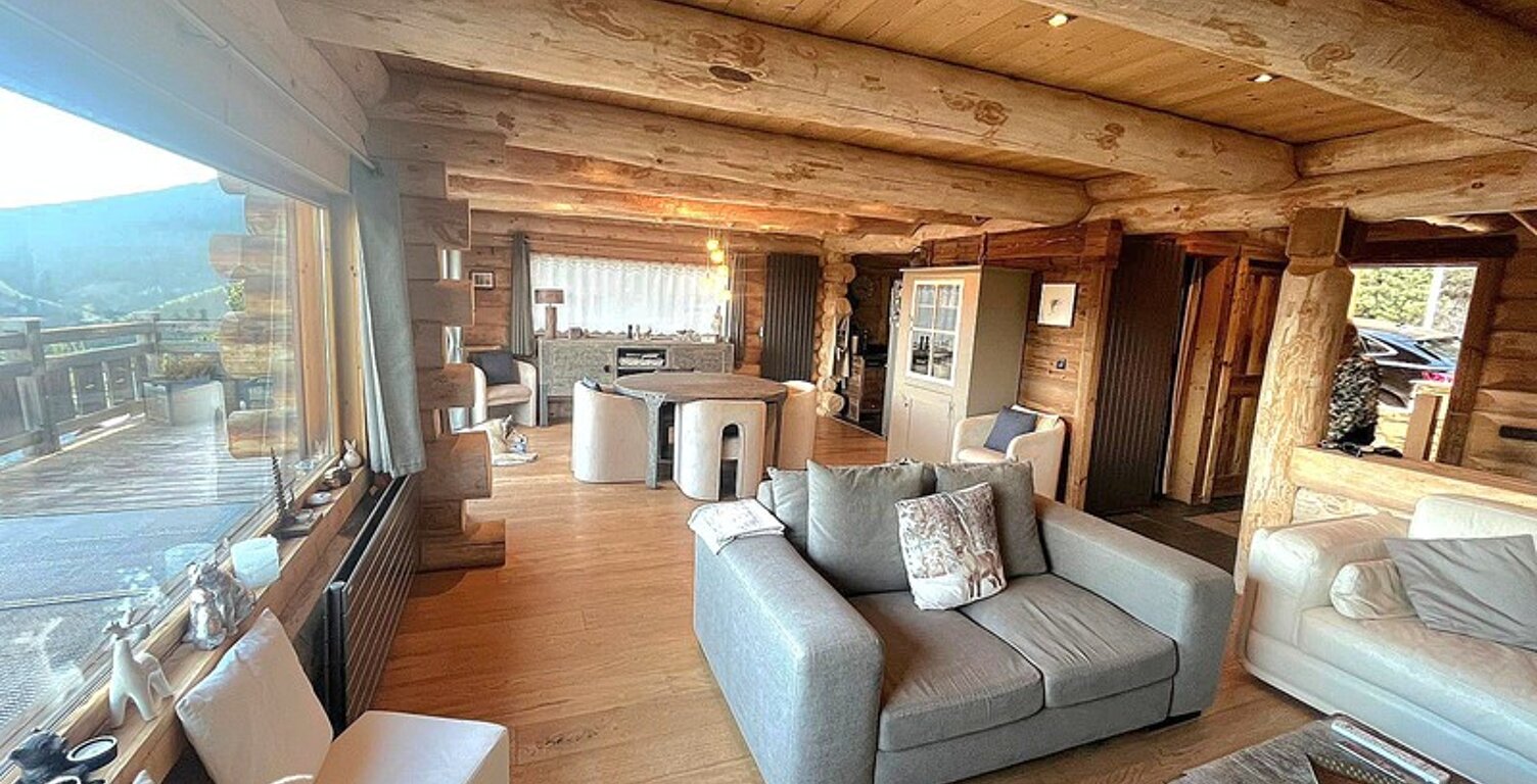 Chalet à vendre 6 pièces LES ANGLES (66) 184 m² — photo 1