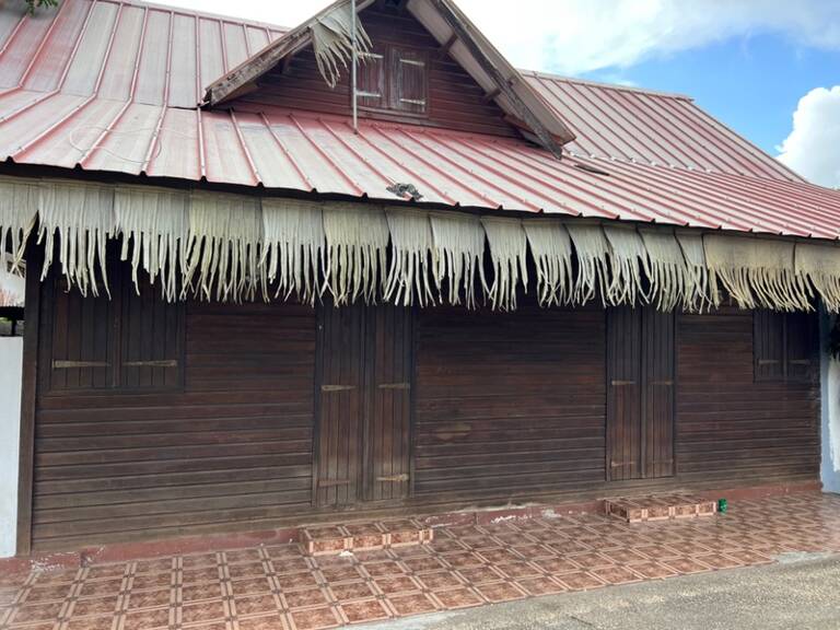 Dpt Guyane (973), à vendre  maison P5  - Terrain de 687,00 m² — photo 1