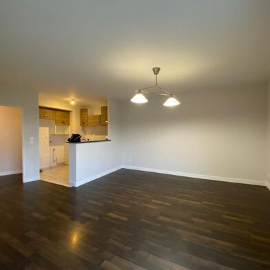 Appartement 3 pièces 870 €