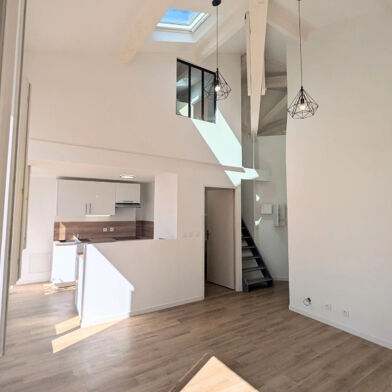 Appartement 3 pièces 900 €