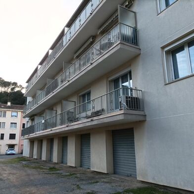 Appartement 2 pièces 700 €