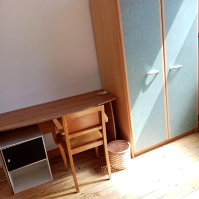 Appartement 1 pièces 330 €