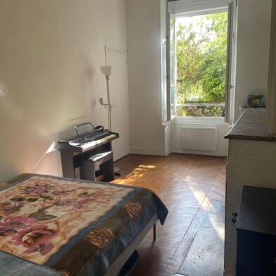Appartement 2 pièces 750 €