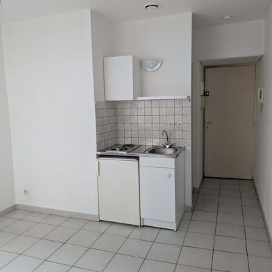 Appartement 1 pièces 530 €
