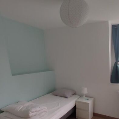 Appartement 1 pièces 330 €