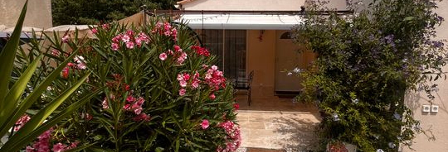 Appartement 1 Pièce 12 m² à louer à Saint-Chamas (13250)