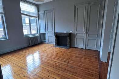 Appartement 6 pièces 2520 €
