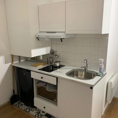 Appartement 1 pièces 780 €