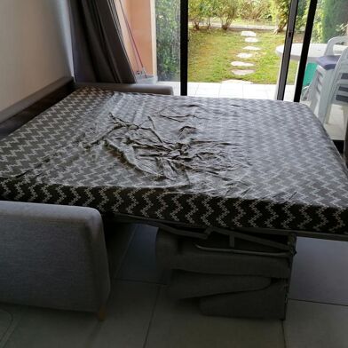 Appartement 1 pièces 900 €