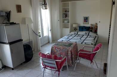 Appartement 1 pièces 700 €