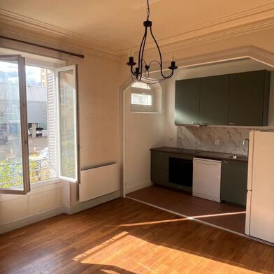 Appartement 2 pièces 765 €