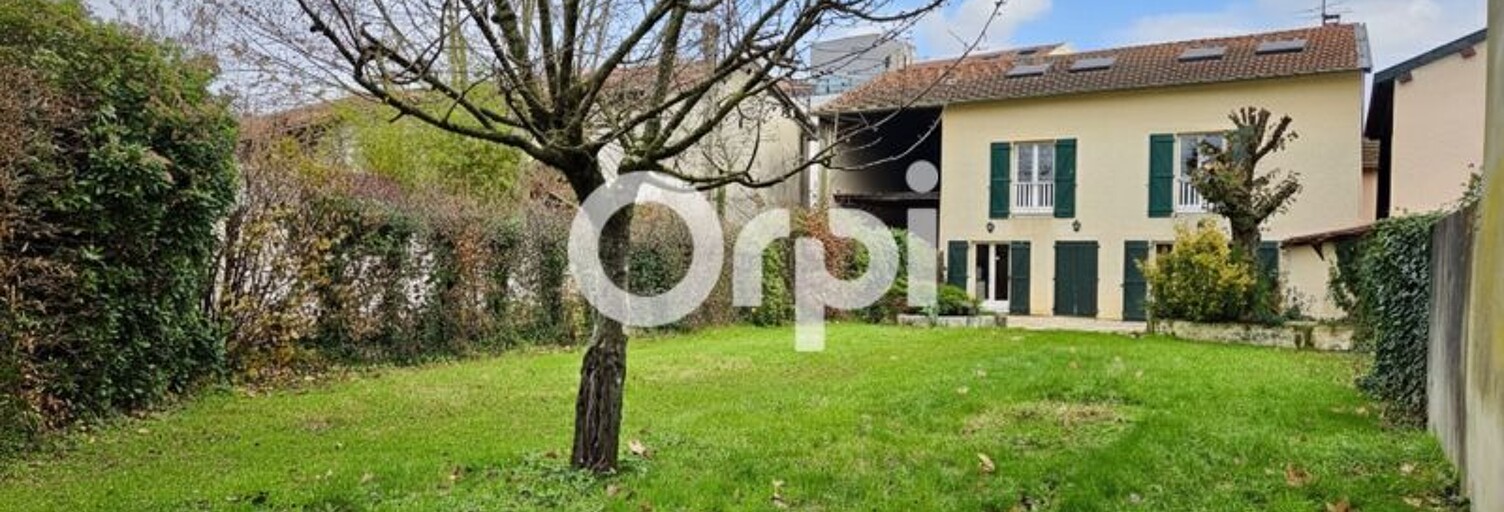 Maison 4 Pièces 182 m² à louer à Meyzieu (69330)