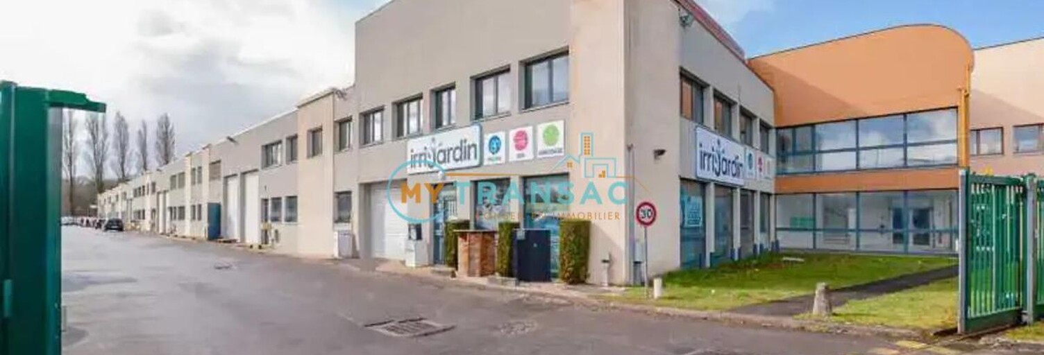 Local industriel   m² à louer à Émerainville (77184)