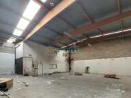 A Louer locaux d'activités 387m², 564m²  à Emerainville — photo 3