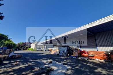 Local industriel  8000 €