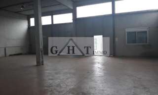 Local industriel  470 m² à louer à Servon (77170)