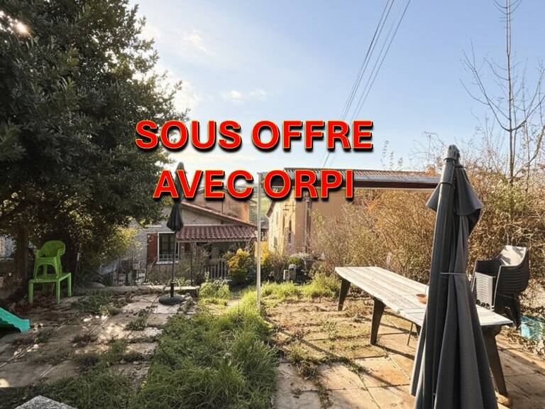 Maison de village avec jardin — photo 1