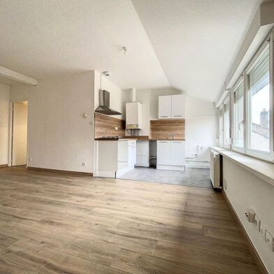 Appartement 3 pièces 680 €