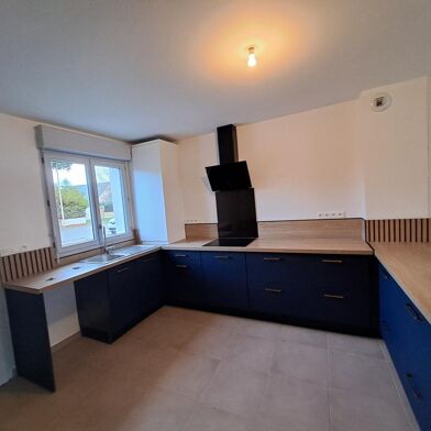 Maison 4 pièces 902 €