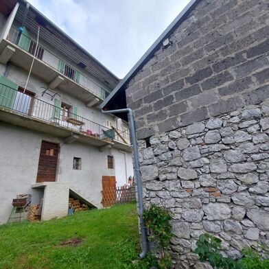 Maison 5 pièces 299000 €