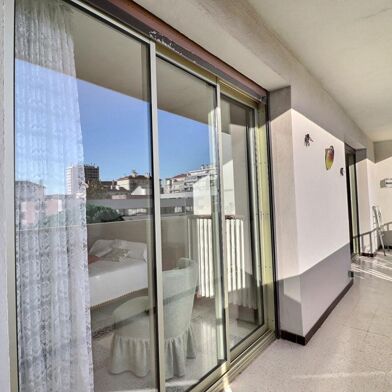 Appartement 3 pièces 243000 €