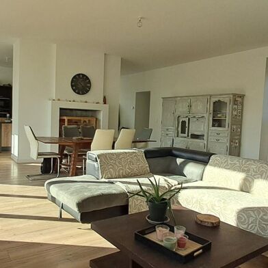 Maison 8 pièces 414400 €