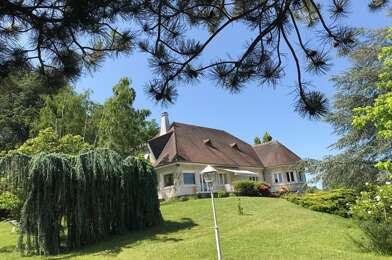 Maison 9 pièces 300000 €