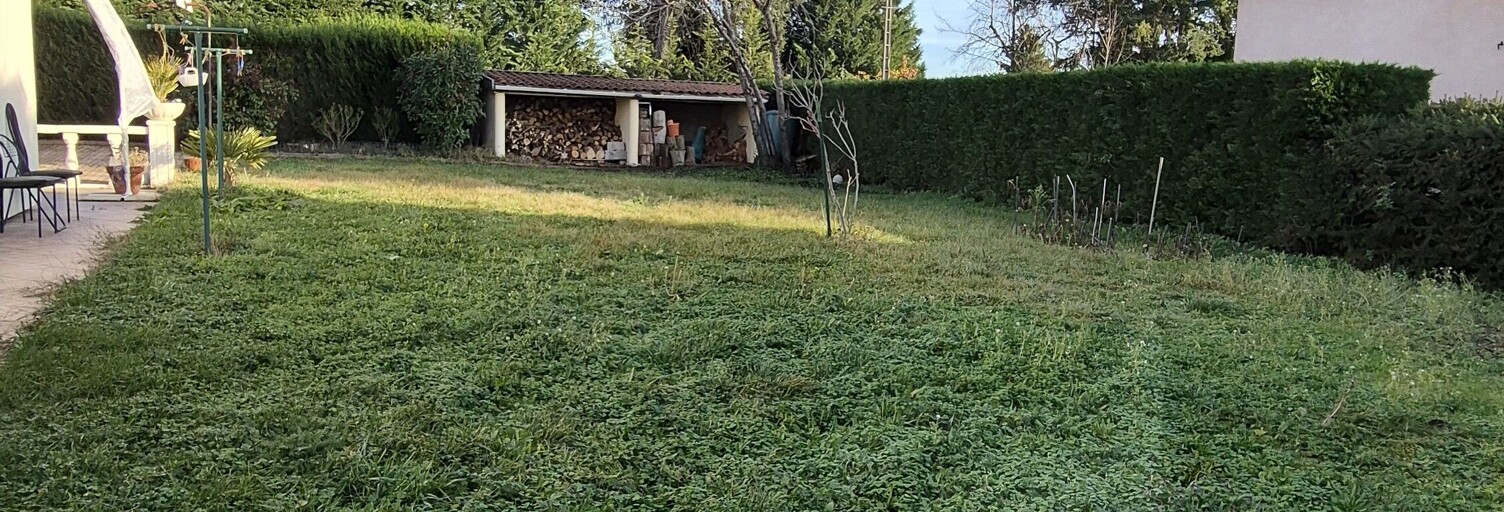 Maison 5 Pièces 143 m² à louer à Saint-Hilaire-sous-Charlieu (42190)