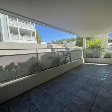 Appartement 2 pièces 741 €