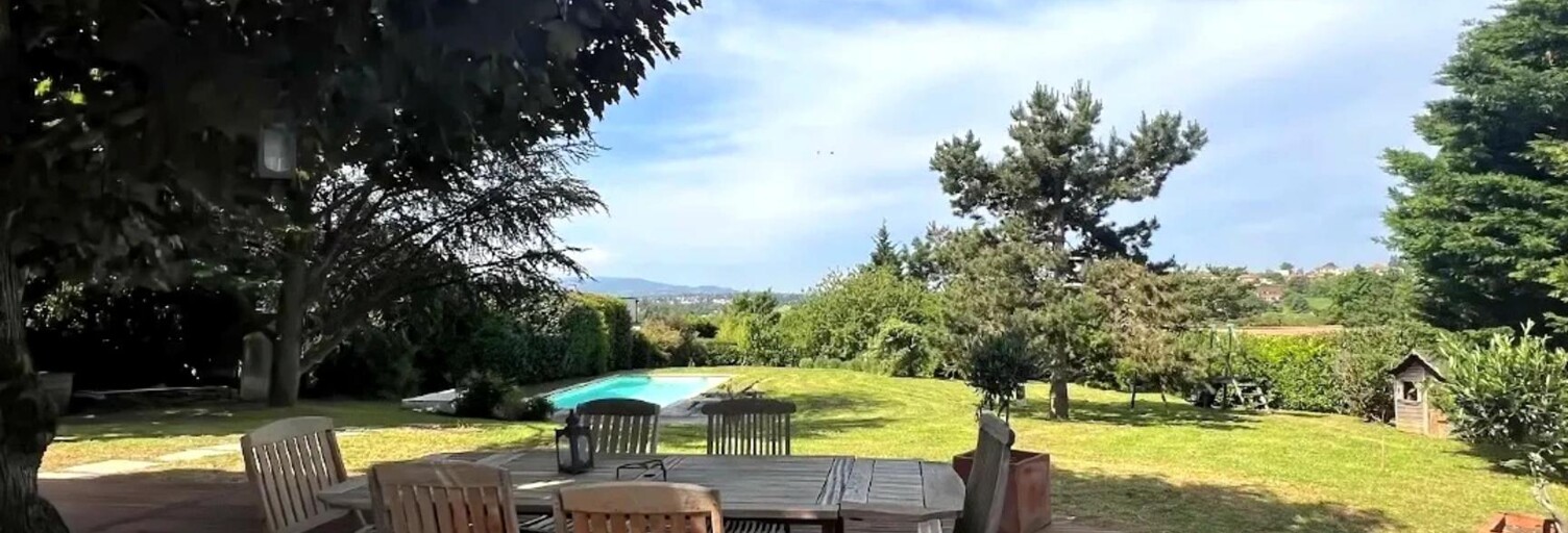 Maison 7 Pièces 250 m² à vendre à Lissieu (69380)