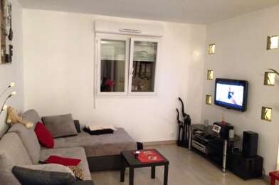 Maison 3 pièces 910 €