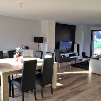 Maison 5 pièces 1100 €