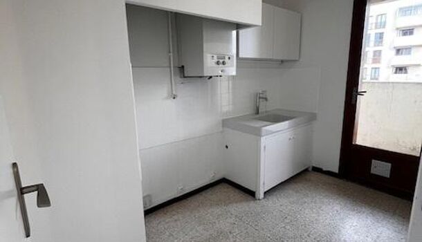 Appartement 1 pièces  à louer Marseille 5eme 13005