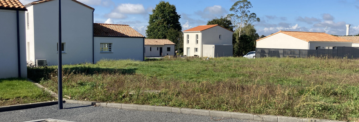 Terrain  504 m² à vendre à Saint-Philbert-de-Bouaine (85660)