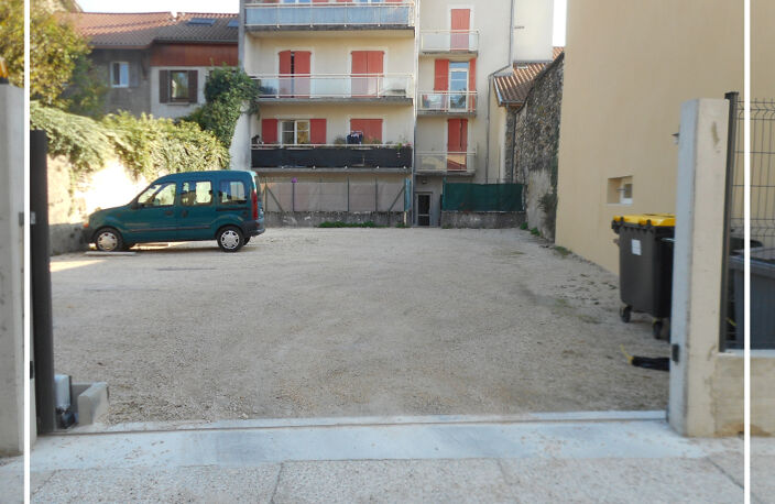 PLACE DE PARKING - VOIRON — photo 2