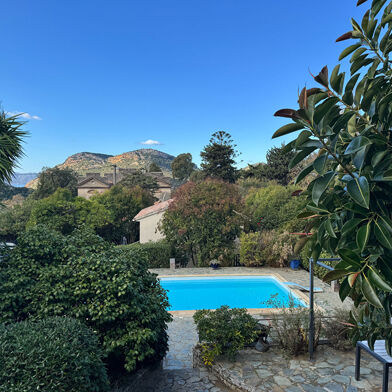 Maison 5 pièces 549000 €