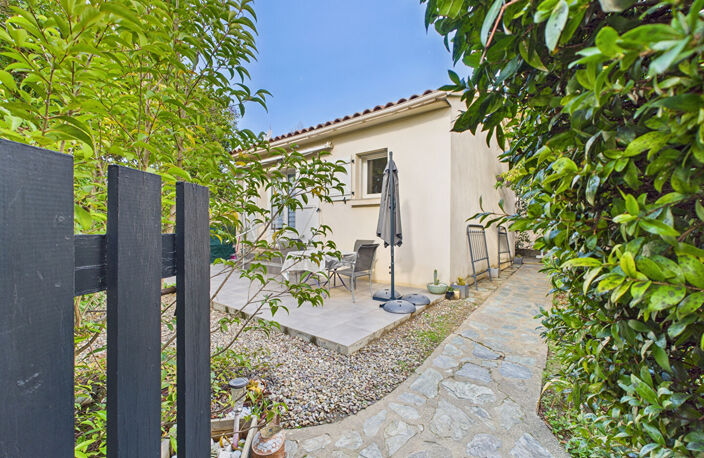 À vendre charmante maison T2 à Patrimonio de 34,7 m² avec jardin de 170 m² — photo 2