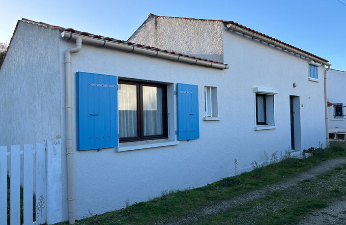 À deux pas de Saint Pierre et de ses commerces — photo 2