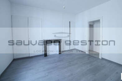 Appartement 3 pièces 595 €