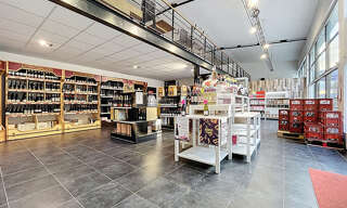 Commerce  13000 m² à vendre à Beauchastel (07800)