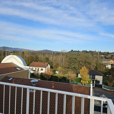 Appartement 4 pièces 998 €