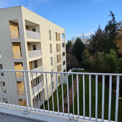 Appartement 4 pièces 1040 €