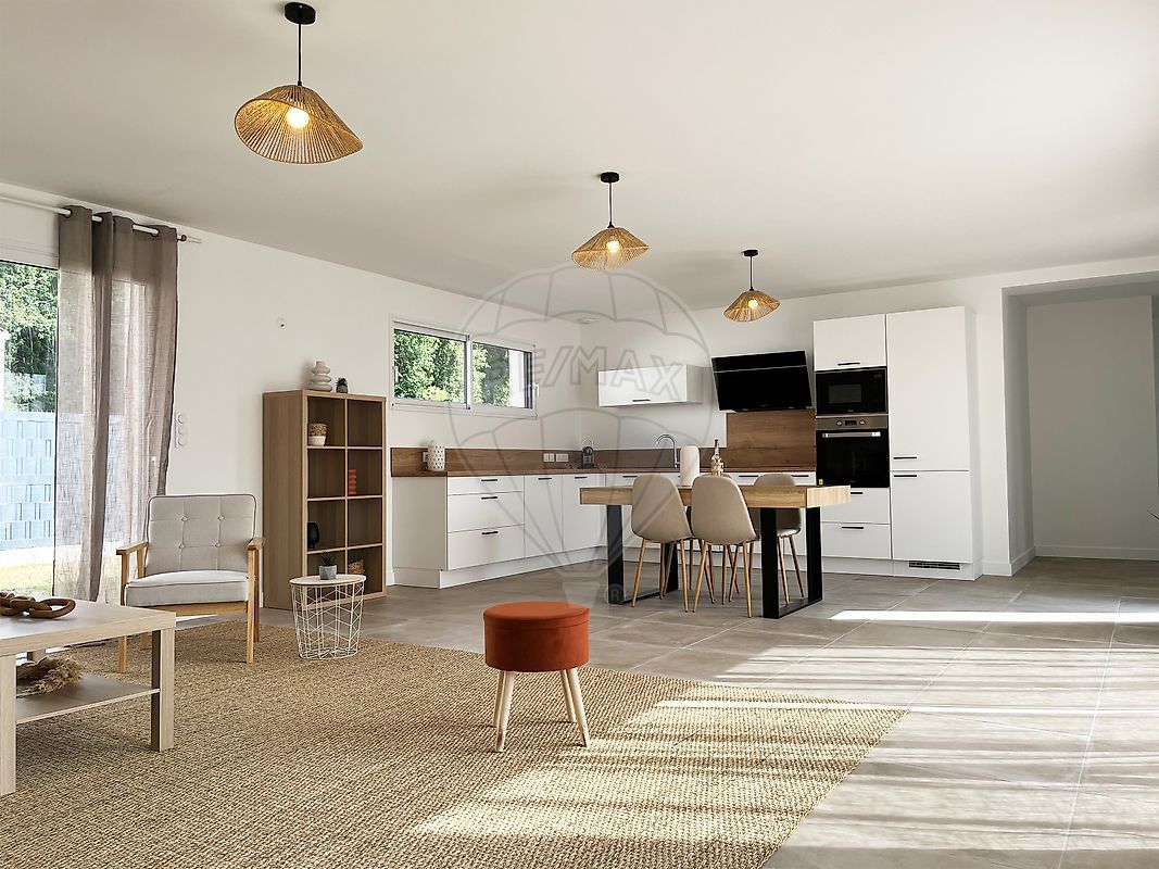 Villa / Maison  T5 à vendre Mathes (Les) 17570